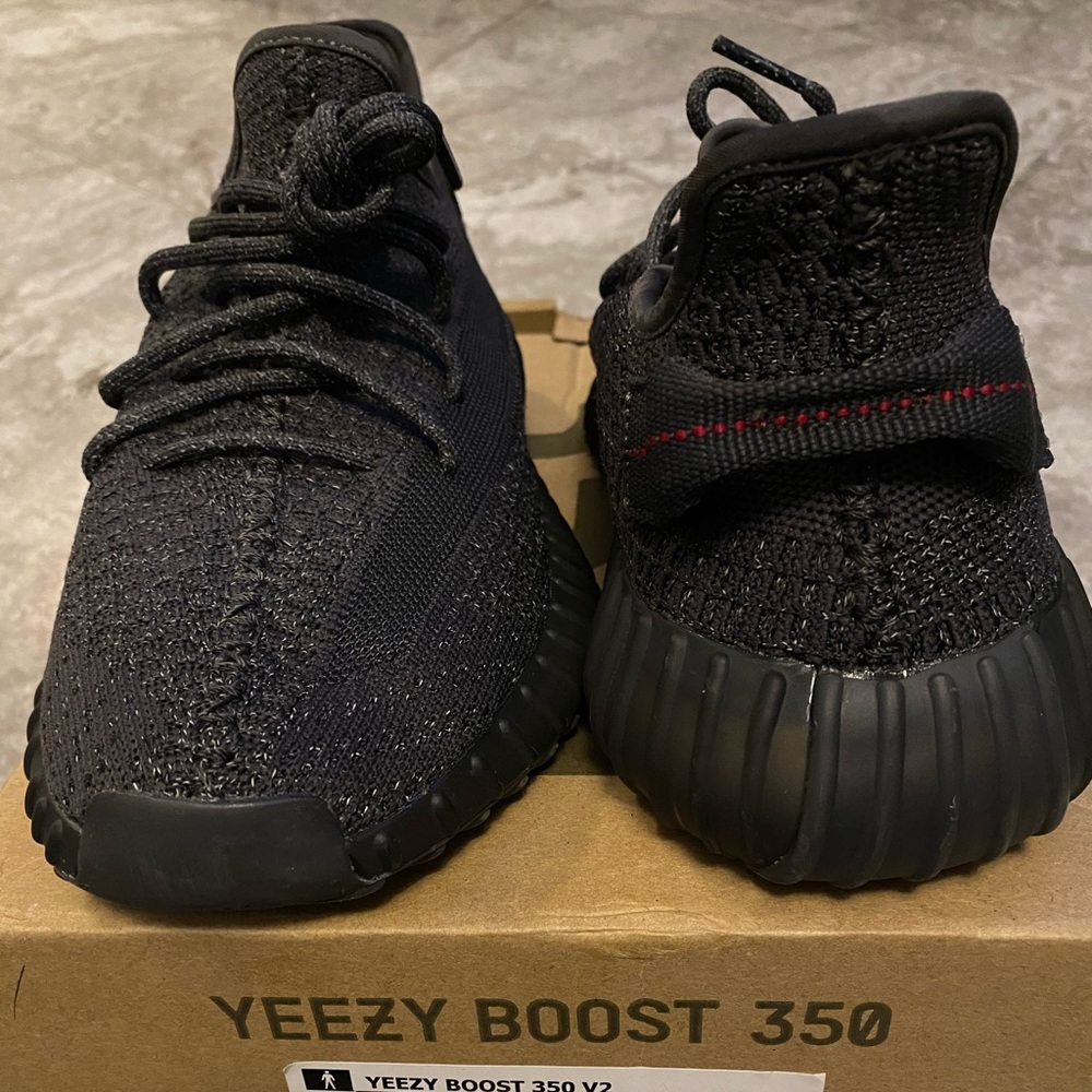 Yeezy 350 Black reflective 11.5